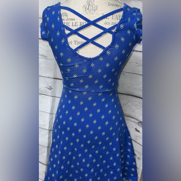 SO Authentic American Heritage Blue Daisy Print Midi Dress - Picture 2 of 3